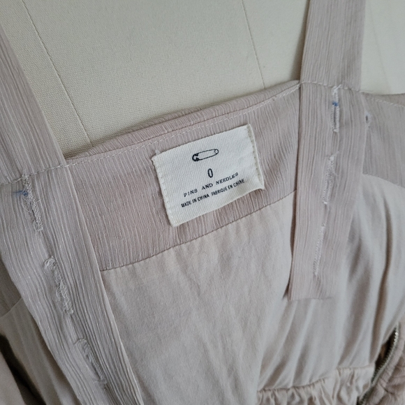 Zipper front ruched bodice dress - Picture 5 of 8